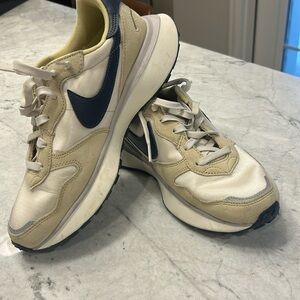 Nike Phoenix Waffle Light Orewood Midnight Navy